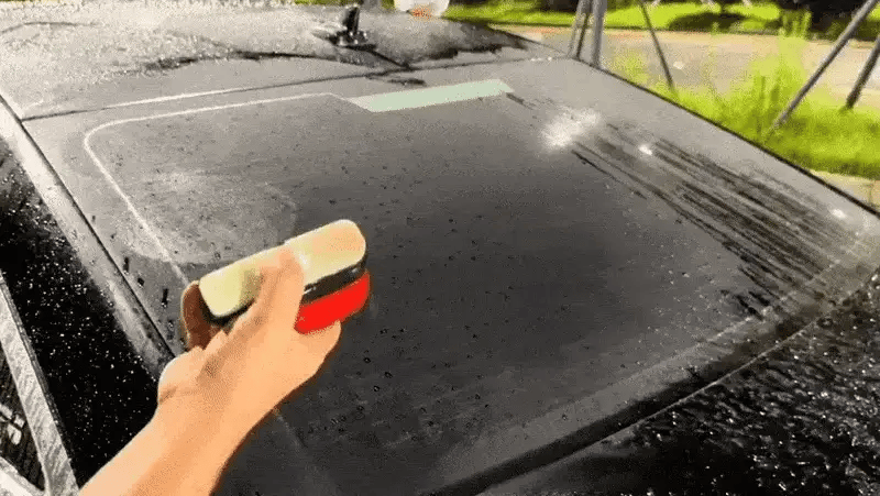 Cepillo limpiavidrios para autos